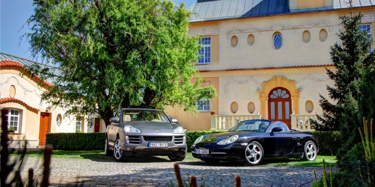 Penzion Tillerova Vila Lázně Bohdaneč Bagian luar foto