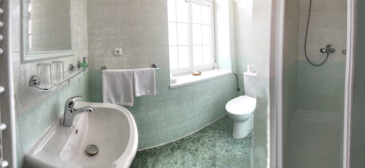 Penzion Tillerova Vila Lázně Bohdaneč Bagian luar foto